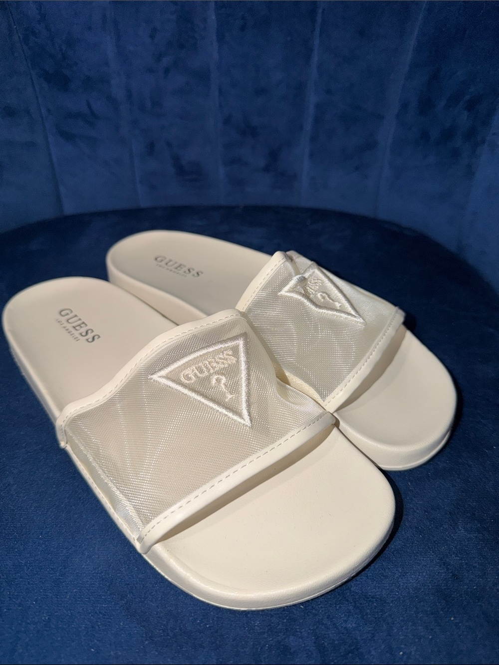 Guess Women’s Cream Logo Mesh Slide Sandals Size 8